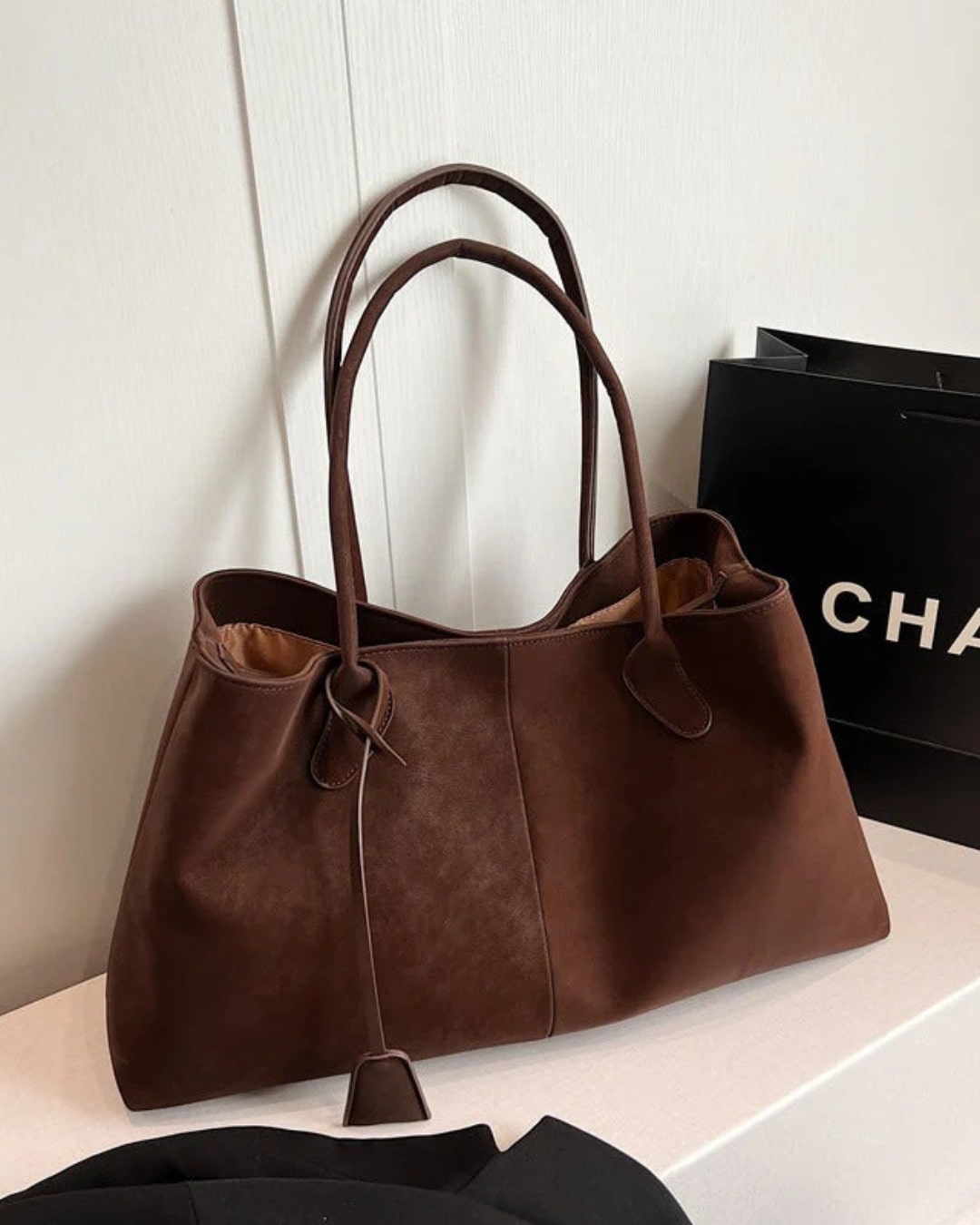 Marta | Stilvolle Begleitung für Beruf & Freizeit